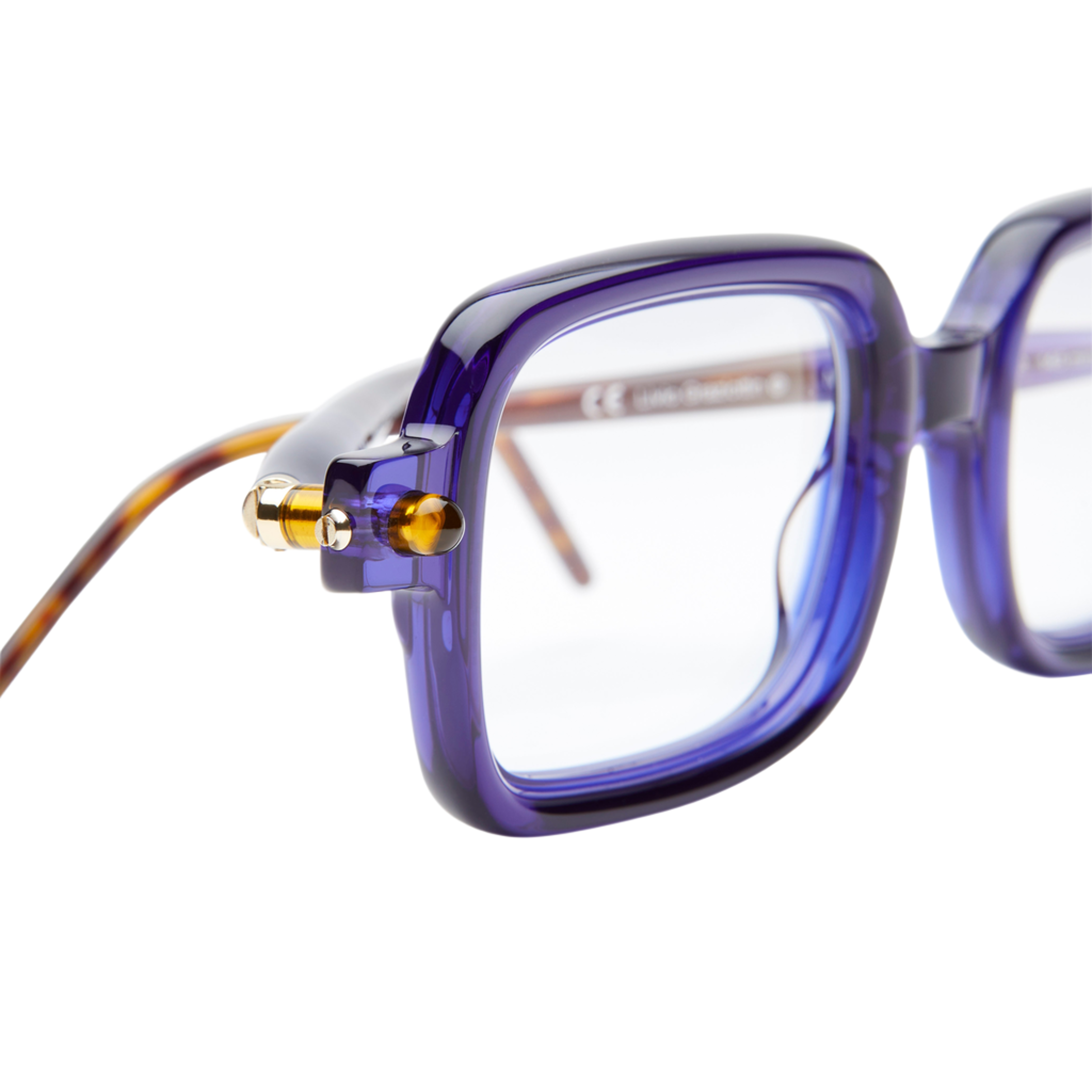 Kuboraum P2 Transparent Dark Blue, detalj šarke